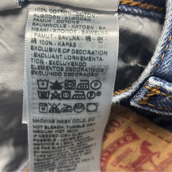 Levi's Low Pro Straight Leg Distressed Jeans size 27 - Picture 11 of 11